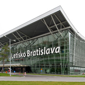 letisko Bratislava  © 2001 - 2012 Matej Slezák Photography